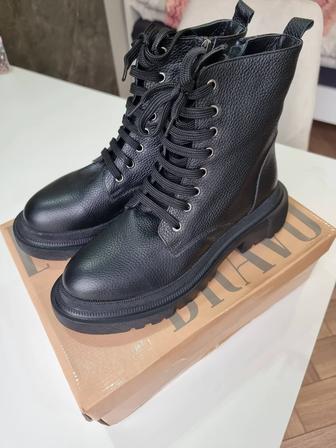 Зимние ботинки