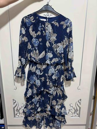 Женское платье