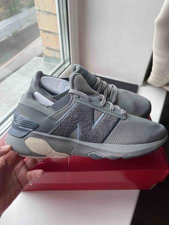 Продаю новые кроссовки New Balance