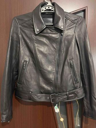 Кожаная куртка Massimo dutti