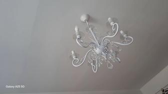 Продам люстру