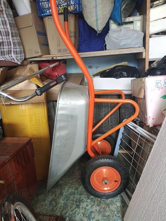 Продам тачка 2х колесная. Для хозяйственных нужд. Новая.