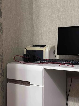 Стол письменный, компьютерный