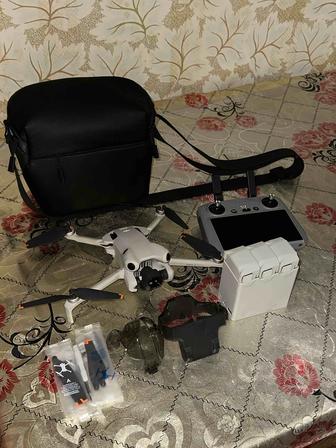 Дрон Dji mini 4 pro fly more combo