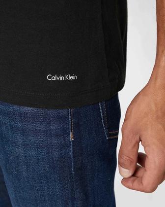 Calvin Klein футболки размер S, M