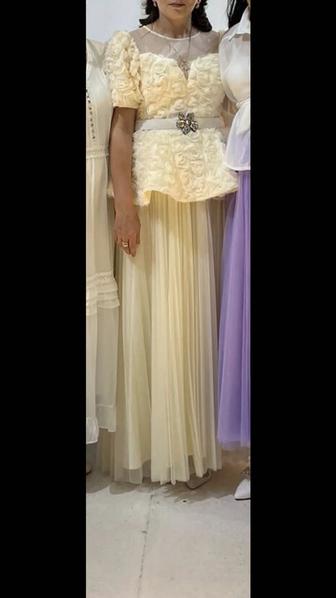 Платье для женщин