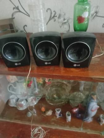 Продам колонки от сабвуфера