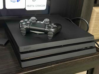 PlayStation 4 Pro 1TB 4K HDR DualShock
