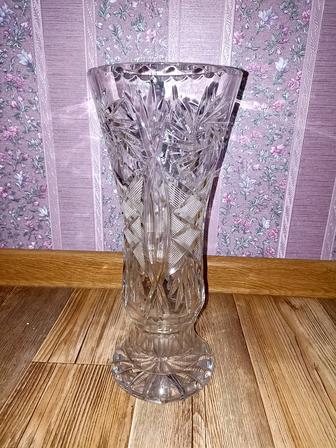 Хрустальная ваза 30 см