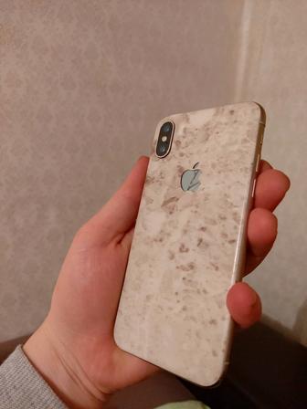 Продам или обменяю iPhone X.