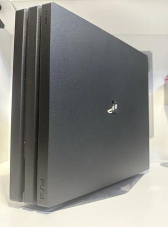 Продается PlayStation 4 Pro