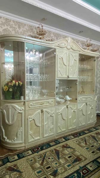 Продажа горка стенка в гостиную