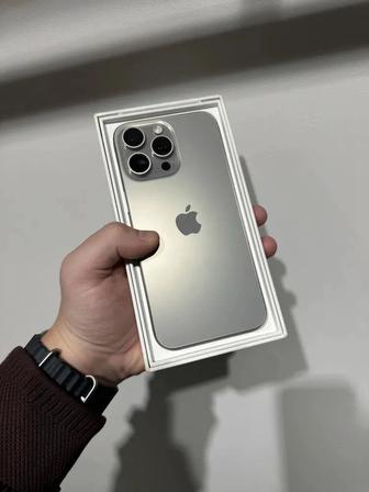 iPhone 15 Pro Natural Titanium 128 GB