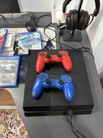 Продаю PlayStation 4 500 gb в иделае