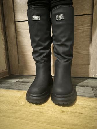 Продам сапоги размер 39, новые состояние