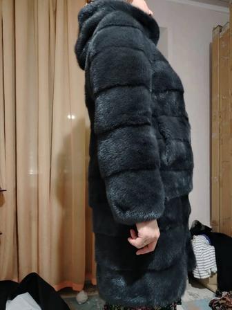 Продаю шубу норковую