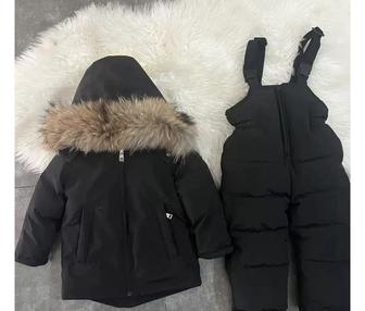 Детский черный комбинезон на зиму