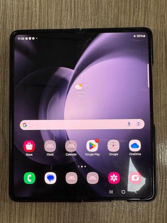 Продам Galaxy fold z 12/512gb black