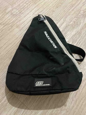 Рюкзак слинг Skechers