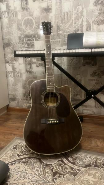 Гитара электроакустическая, производство Австралия, чехол и шнур в комплект