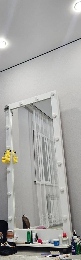 Продается зеркало