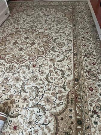 Шерстный ковер