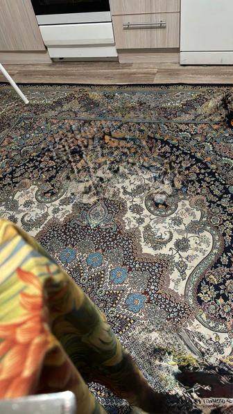 Продам 2 ковра