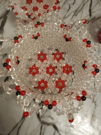 Продам вазы ручной работы из бисера