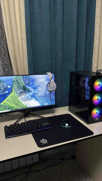 Игровой компьютер с монитором и полный комплект