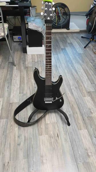 Подставка для гитары складная Millenium GS 2010 новая !