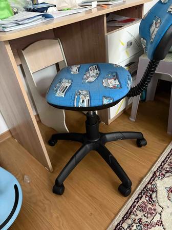 продам кресло детская