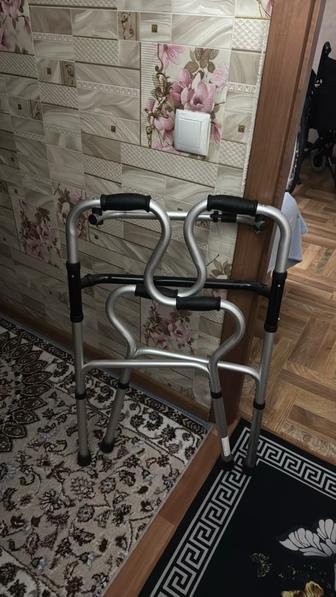 Ходунки для взрослых