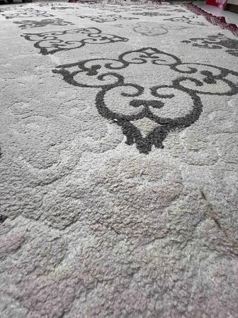 Ковер красивый