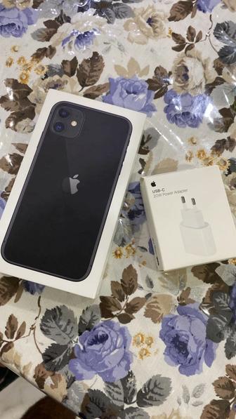 Продам айфон 11