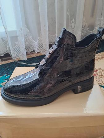 Женские весенние ботиночки