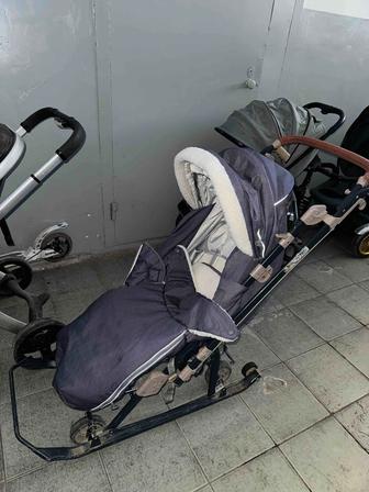 Продам санки