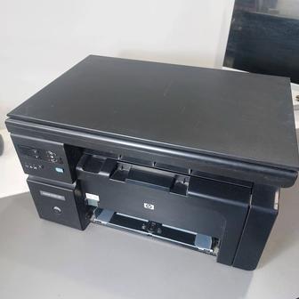 Принтер со сканером Hp laserjet M1132