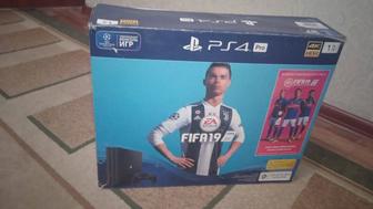 Продаётся приставки Sony PlayStation 4 PRO 1 ТБ