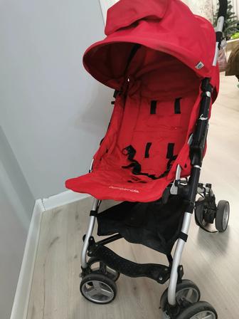 Детская коляска трость. Красного цвета. Очень качественный и удобный