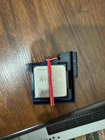 Процессор AMD Ryzen 5 2600 (6/12) AM4 Отличное состояние