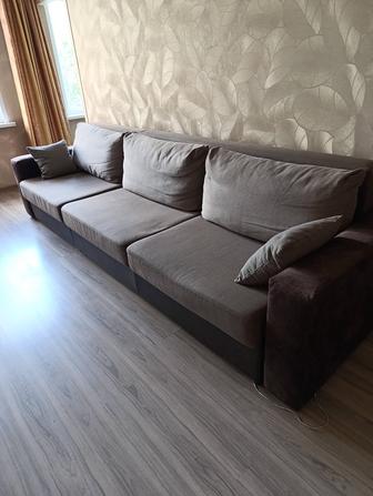 Продается диван 3.30 м.