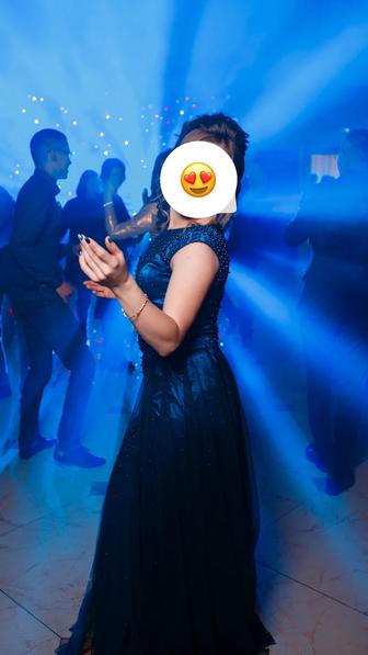 Вечернее платье