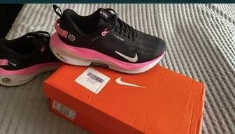 Кроссы оригинал,отличное состояние, не носились.!!