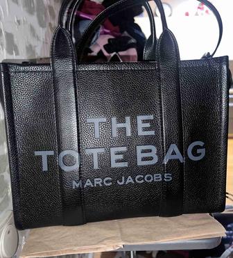 Marc Jacobs tote