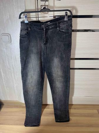 Продам джинсы