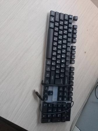 Продам клавиатуру