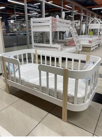 Продам детскую кровать.