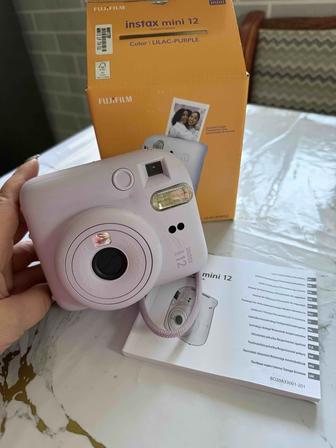 Продам камеру Instax 12mini