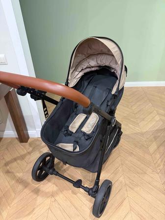 Коляска Томикс