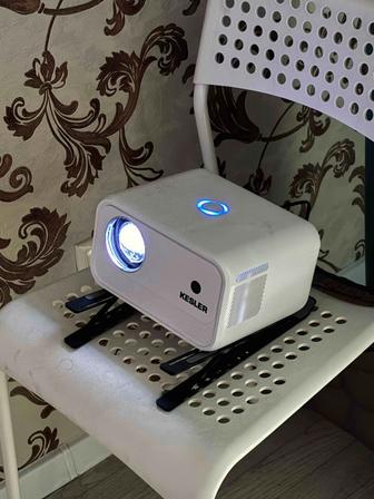 Бюджетный проектор Kesler CY900